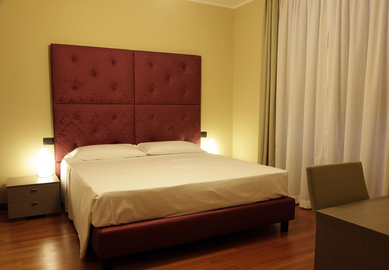 Residence Sant'Anna Ponte San Pietro  Δωμάτιο φωτογραφία